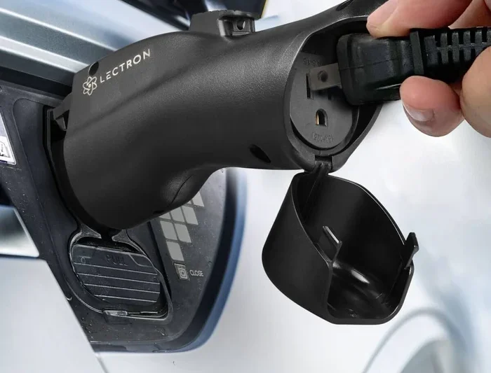 Mobile Power Grid: Mastering the Lectron V2L Adapter 2026