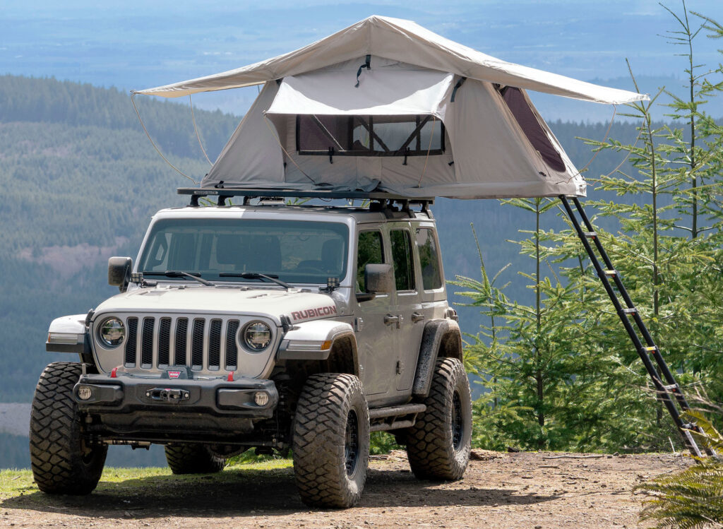 quadratec rove roof top tent lifestyle cropped 2