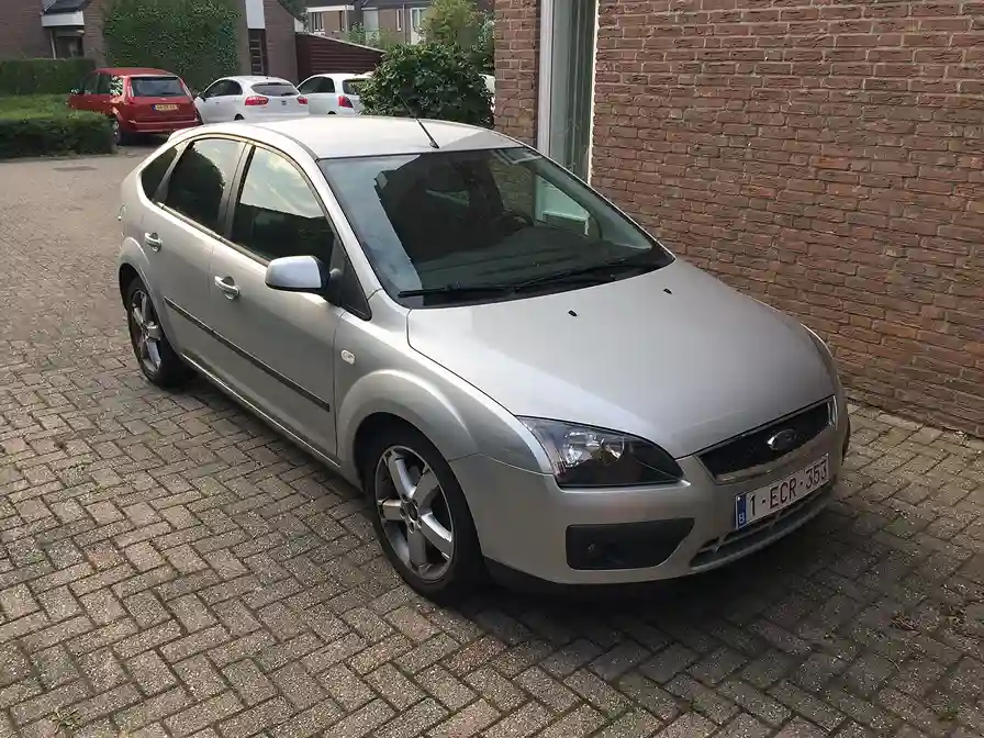 Focus on the Belt: 2000 Ford Focus Timing Belt Replacement Cost Guide 1 2000 Ford Focus Timing Belt Replacement Cost Guide 11zon