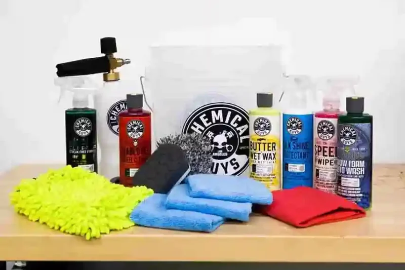 Best Car Interior Cleaning Kits 2026: Cleaning Gels vs. Total Interior Protectants