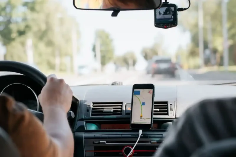 Best Car Phone Holders 2026: From MagSafe Car Magnets to Heavy-Duty Galaxy Fold 4 Mounts