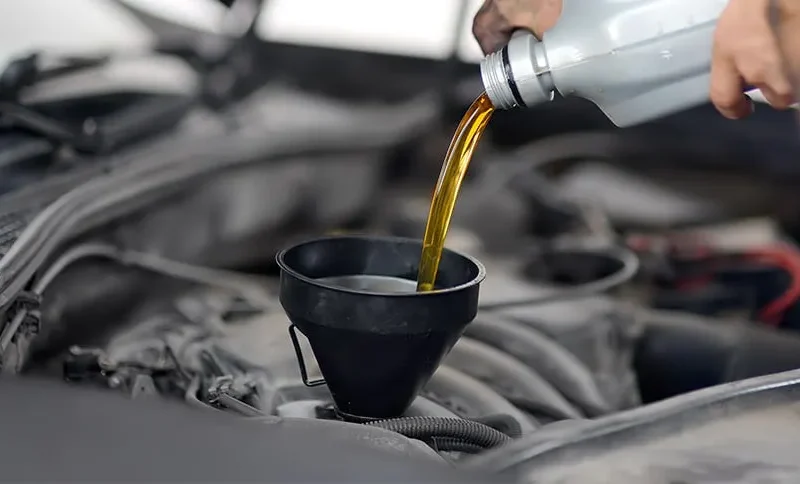Best Full Synthetic Motor Oil 2026: Pennzoil Platinum vs. Mobil 1 and Recommended Oil Change Miles