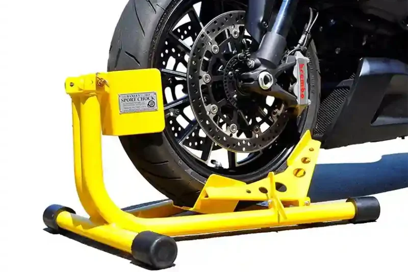 Best Motorcycle Wheel Chocks 2026: Top-Rated Condor, MaxxHaul, and Removable Trailer Chocks