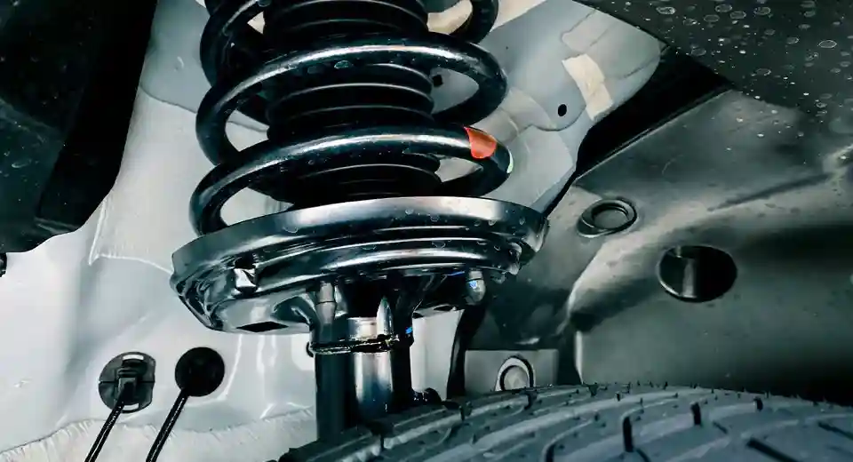 How much does it cost to replace struts on a car 11zon