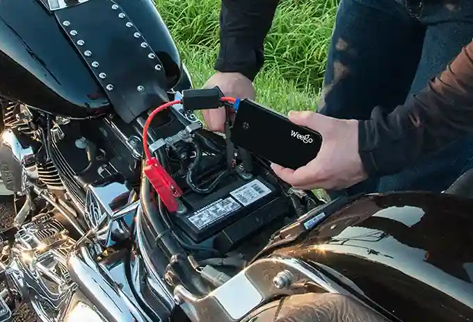 Motorcycle Jump Starter Mastery 2026: NOCO vs. Motobatt & Portable Power