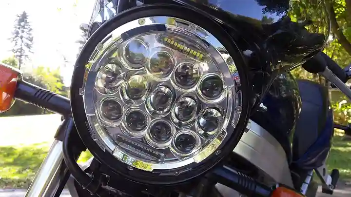 Motorcycle LED Headlight Mastery 2026: Adaptive Tech vs. Daymaker Performance