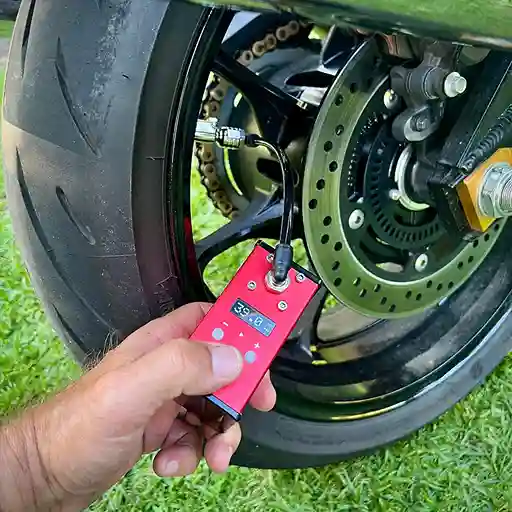 Motorcycle Tire Inflator Mastery 2026: Xiaomi vs. MotoPumps & Mini-Compressors