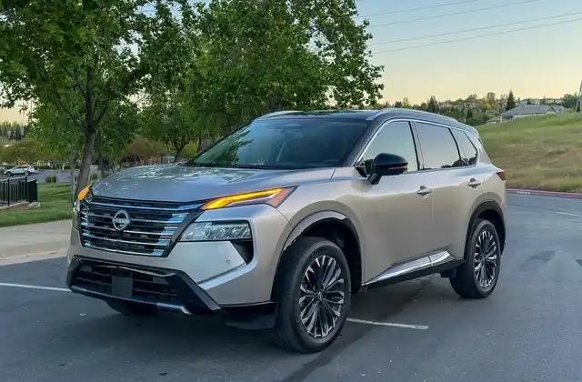 Nissan rogue alternator replacement cost