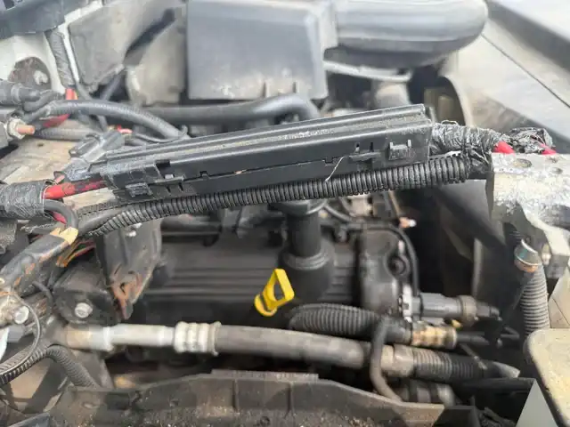 The Complete Ford F-150 Electrical Survival Guide: From Ghost Lights to Power Window Fixes