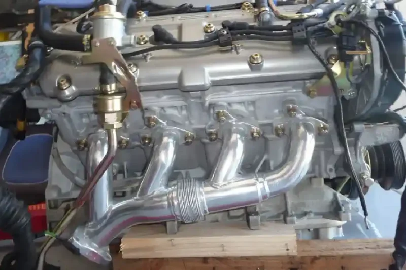 How much does it cost to replace exhaust manifold